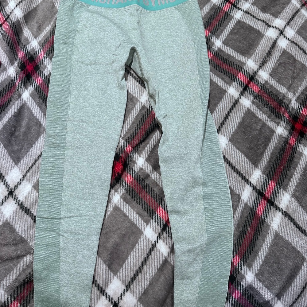 teal gymshark leggings size medium